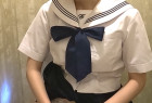 デパートのトイレでこっそりオナニーしちゃうJK173 透き通るような白い肌のアイドルみたいな女の子がくちゅ音を響かせて痙攣イキ